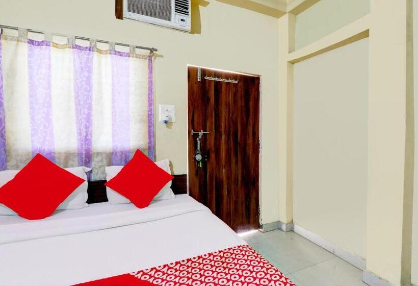 三人经典房间, Oyo Relax Inn