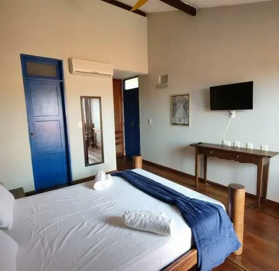 バルコニー付きデラックスルーム, Villa Salvador
