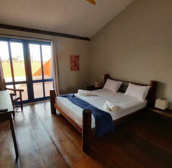 Balkonlu Delüks Oda, Villa Salvador