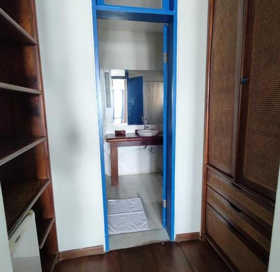 Deniz Manzaralı Balkonlu Delüks Oda, Villa Salvador