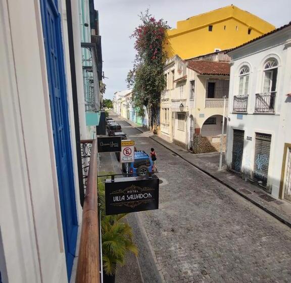 اتاق سوپریور سه تخته, Villa Salvador