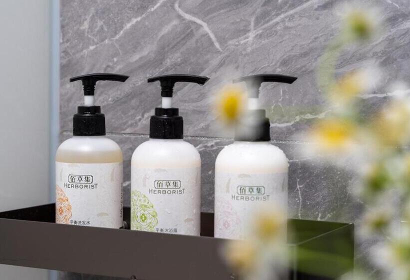 Chambre Standard, Time Traveller Boutique Hotel Near Chengdu Wide Narrow Lane, People S Park, Chengdu Panda Base, 10