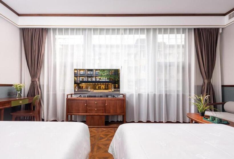Chambre Familiale Supérieure, Time Traveller Boutique Hotel Near Chengdu Wide Narrow Lane, People S Park, Chengdu Panda Base, 10