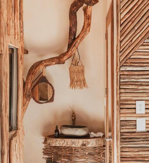 سوئیت با بالکن, Cervecería Tulum Boutique Hotel & Beer Spa All Inclusive