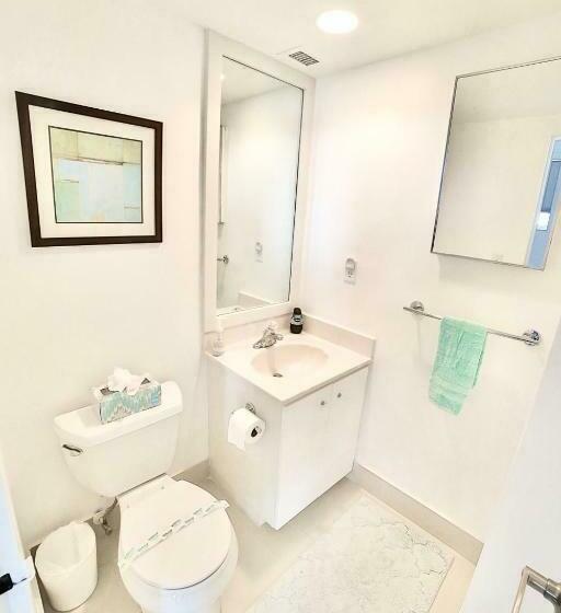 1침실 펜트하우스 아파트, Beautiful Penthouse Condo With Stunning Views Of Both Ocean And City
