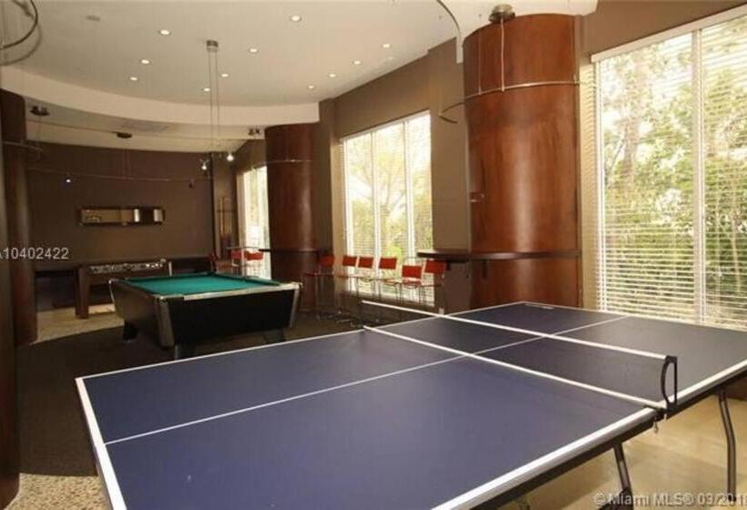 1침실 펜트하우스 아파트, Beautiful Penthouse Condo With Stunning Views Of Both Ocean And City