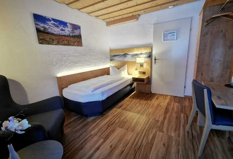 Standard Yhden Hengen Huone, Gasthof & Hotel Zur Post