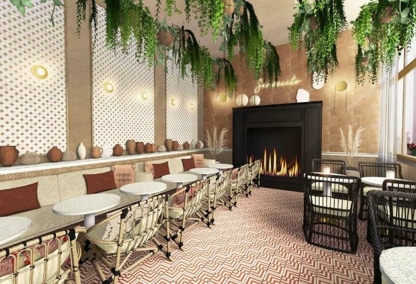 Classic room with balcony, Bloom House Hôtel & Spa