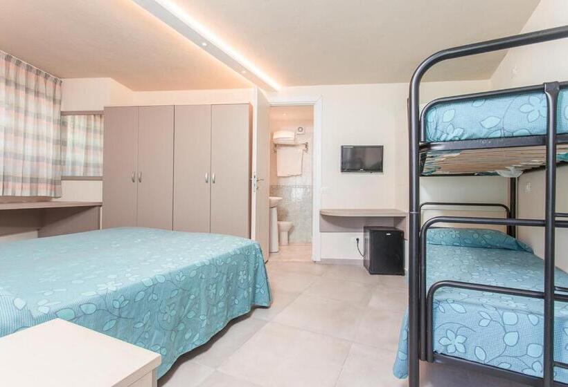 غرفة عائلية, Minerva