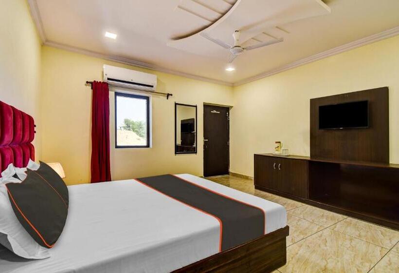 غرفة كلاسيكية ثلاثية, Collection O Green Valley Farm