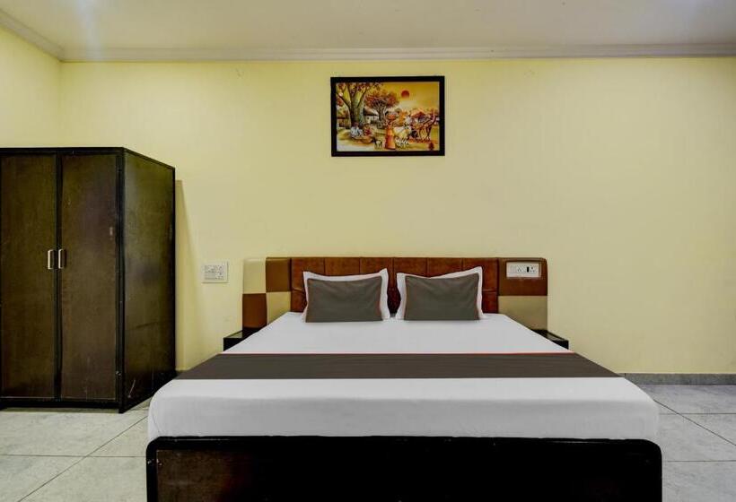 غرفة كلاسيكية ثلاثية, Collection O Green Valley Farm