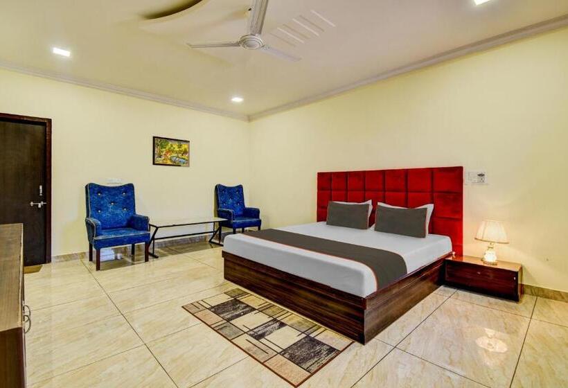 غرفة كلاسيكية ثلاثية, Collection O Green Valley Farm