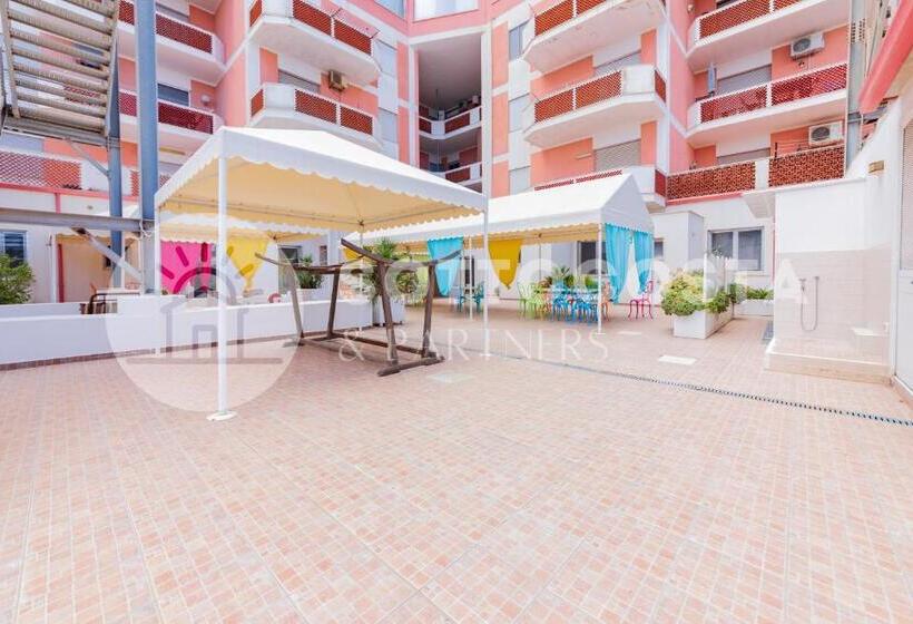 Студио Стандарт Вид на Сад, Sky View Salento