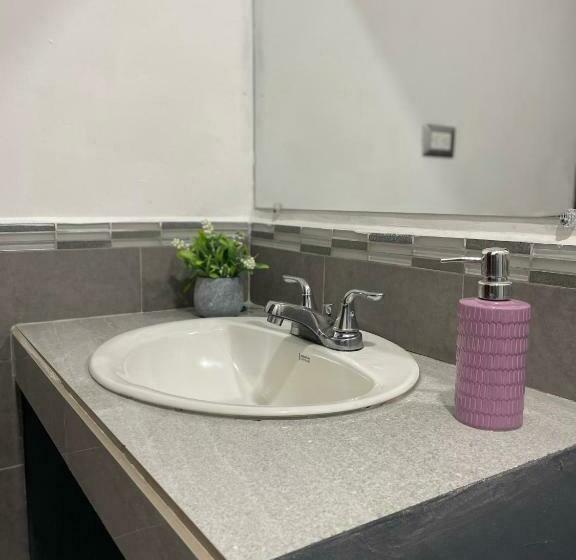 اتاق لوکس, Boutique Los Pinos