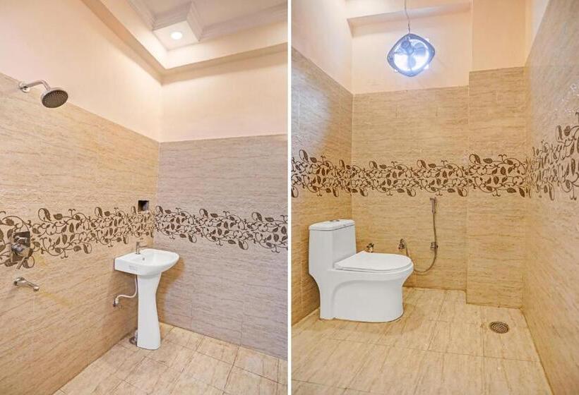 חדר קלאסי לשלושה, Flagship Siddhi Banquet And Hall