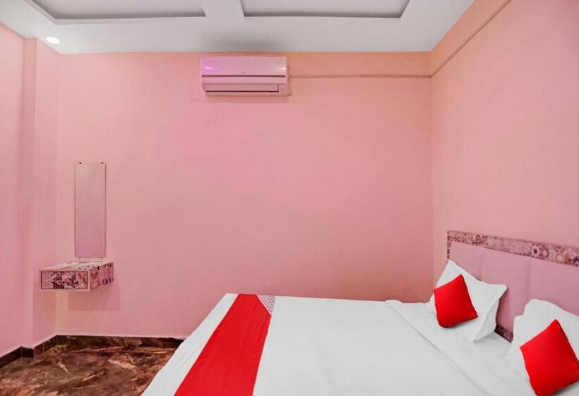 חדר קלאסי לשלושה, Flagship Siddhi Banquet And Hall