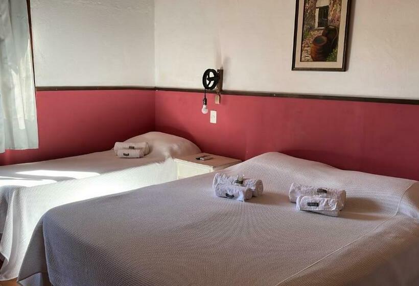 Четырехместный Номер Стандарт, La Posada Del Minero