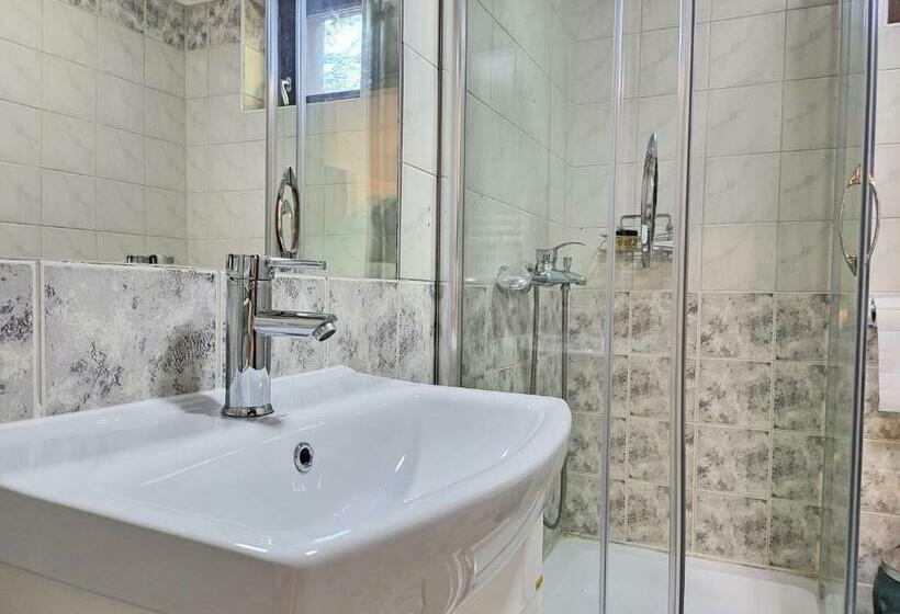 اتاق استاندارد, Mayberry Lake   Villa Medijapark