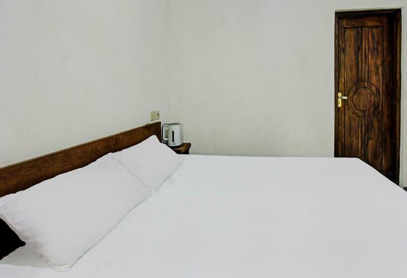 デラックスルーム, Oyo 92275 Tastura Homestay