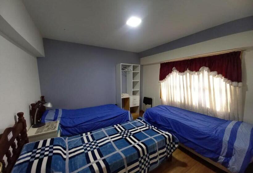 ルームシェアのワンベッド, Hostel Comunidad Ushuaia