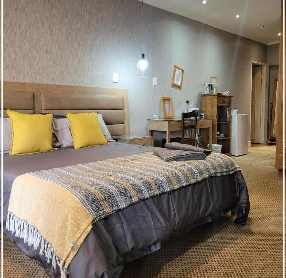 סוויטה אקזקיוטיב, Soos Bed & Breakfast