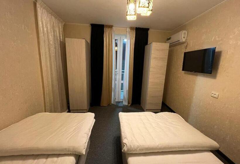 غرفة إقتصادية, Markhaba