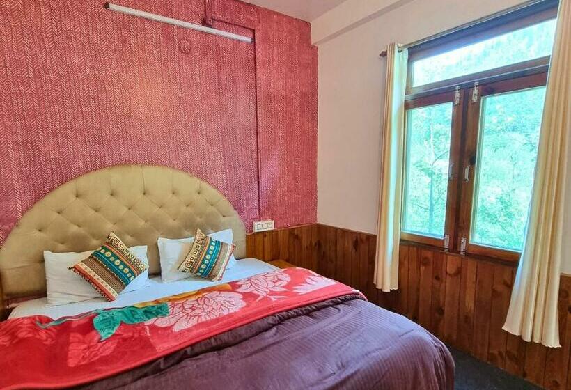 חדר דלוקס, The Bunker Burwa Manali