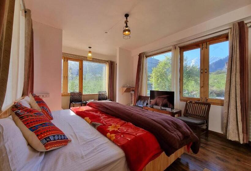 חדר דלוקס, The Bunker Burwa Manali