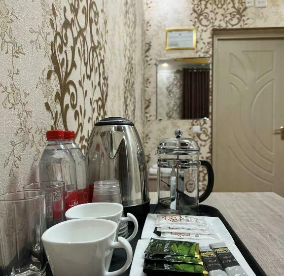 Habitació Economy, Diyora Hostel