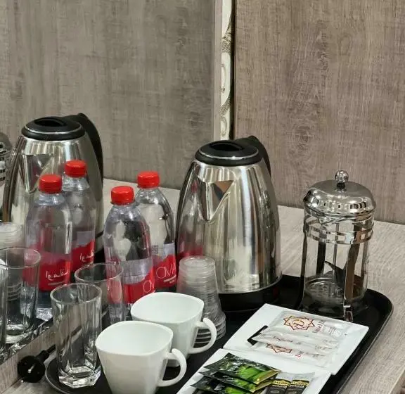 اتاق اکونومی, Diyora Hostel