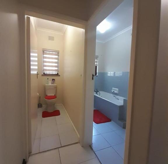 منزل 4 غرف نوم, The Family And Prayer Guesthouse