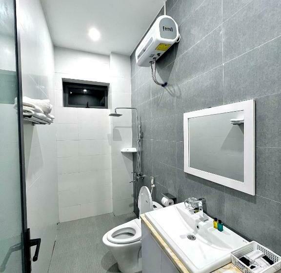 اتاق خانوادگی, 150 Homestay