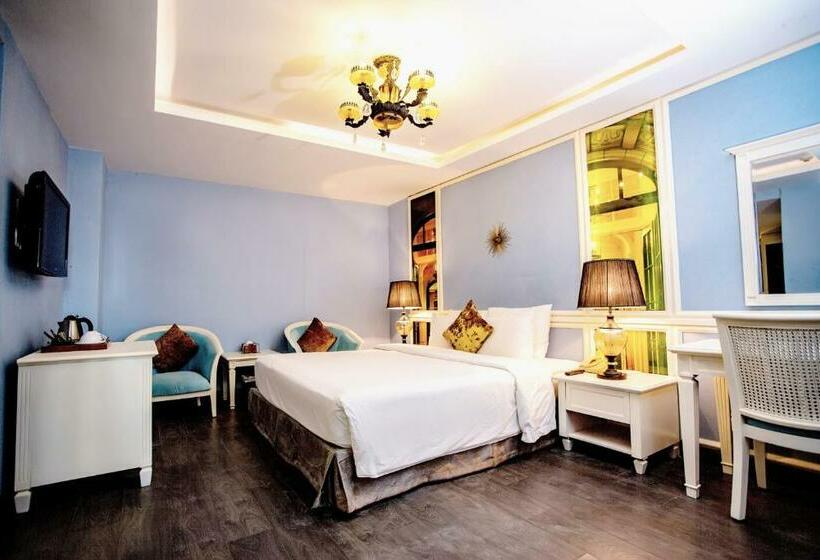 اتاق لوکس, California Saigon Hotel & Rooftop Pool