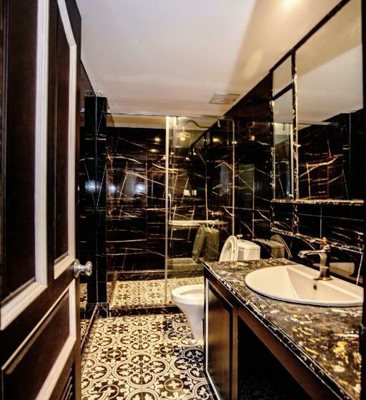 اتاق لوکس, California Saigon Hotel & Rooftop Pool