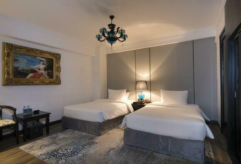 اتاق لوکس, California Saigon Hotel & Rooftop Pool