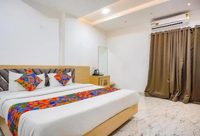 Executive Kolmen Hengen Huone, Fabhotel Marbella Hotel & Resort