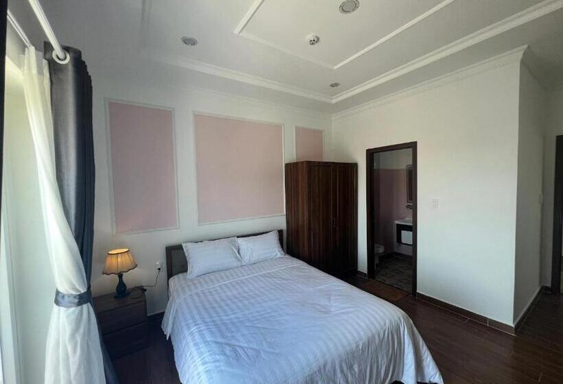 اتاق لوکس با بالکن, Hodota Cam Binh Resort & Spa Lagi Beach