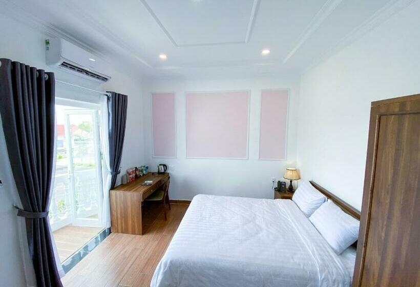 اتاق لوکس چهار تخته, Hodota Cam Binh Resort & Spa Lagi Beach