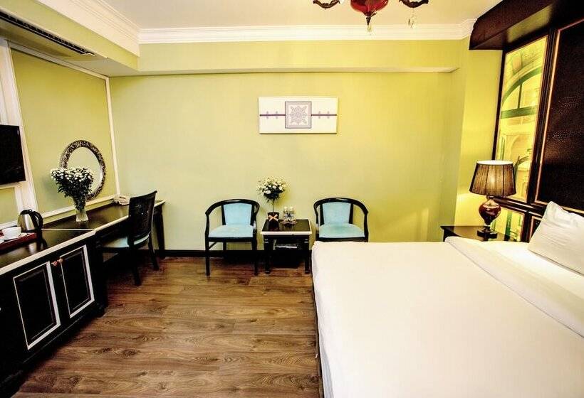 اتاق لوکس, California Saigon Hotel & Rooftop Pool