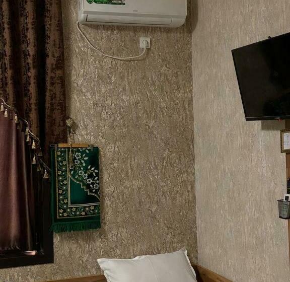 غرفة قياسية فردية, Davan