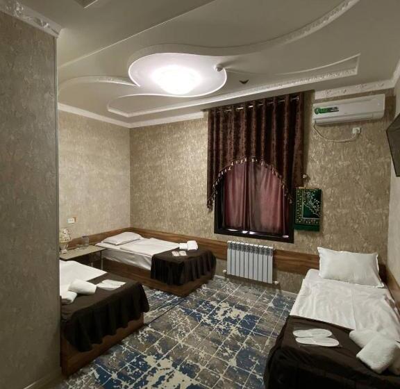 اتاق استاندارد سه نفره, Davan