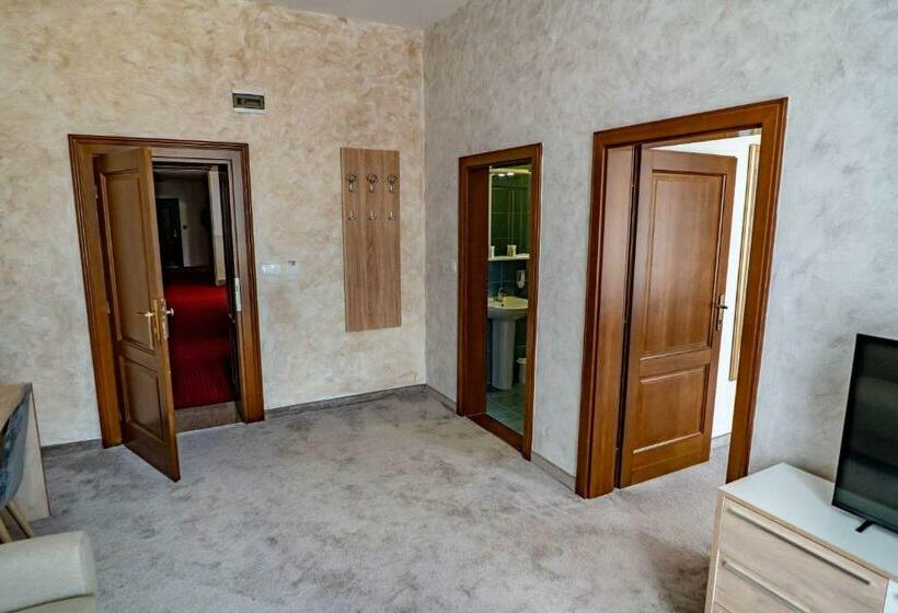 اتاق راحتی سه تخته, Stari Grad Fojnica