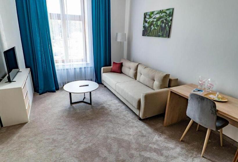 اتاق لوکس خانوادگی, Stari Grad Fojnica