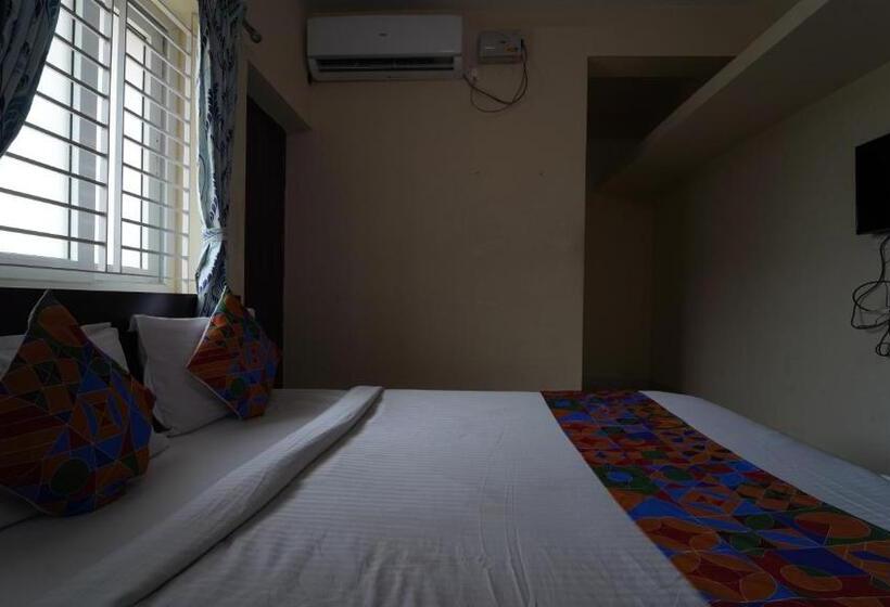 غرفة قياسية مزوَّدة بشُرفة, Vangal Nest Peelamedu Psg Stay