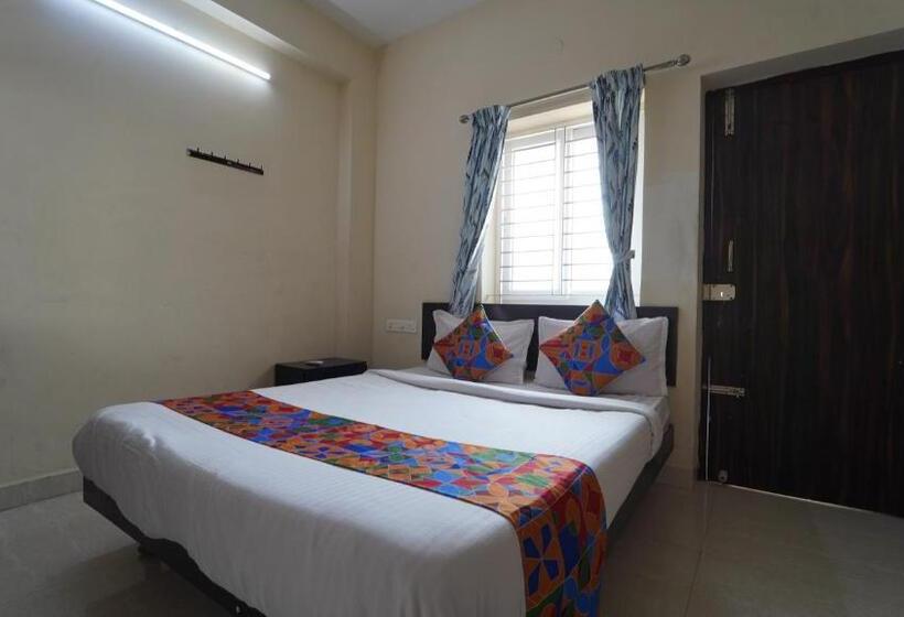 غرفة قياسية مزوَّدة بشُرفة, Vangal Nest Peelamedu Psg Stay