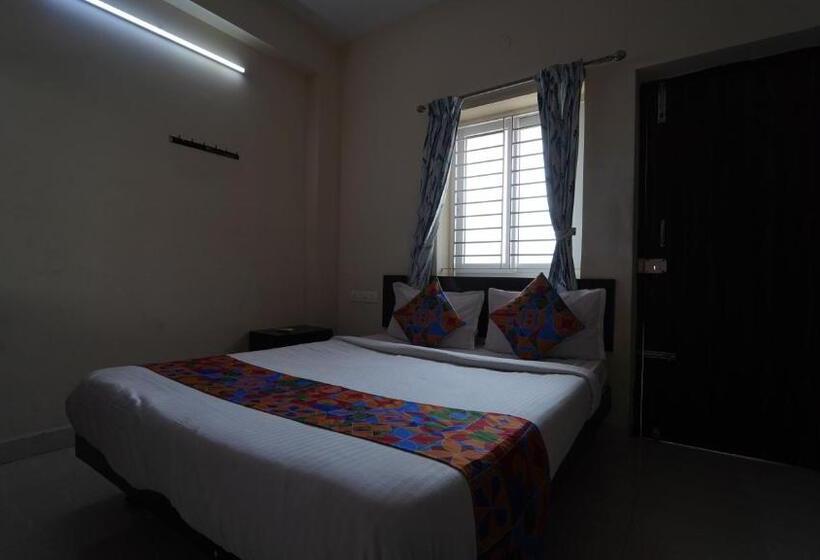 غرفة قياسية مزوَّدة بشُرفة, Vangal Nest Peelamedu Psg Stay