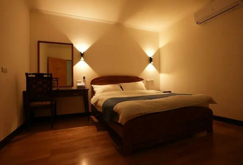 اتاق استاندارد با سرویس بهداشتی مشترک, Lemuju B&b