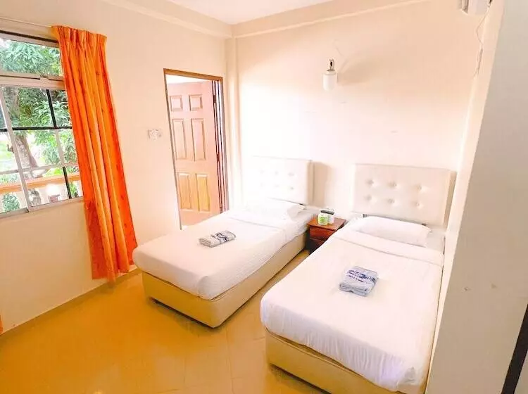 スーペリアールーム, Amzar Motel Cenang