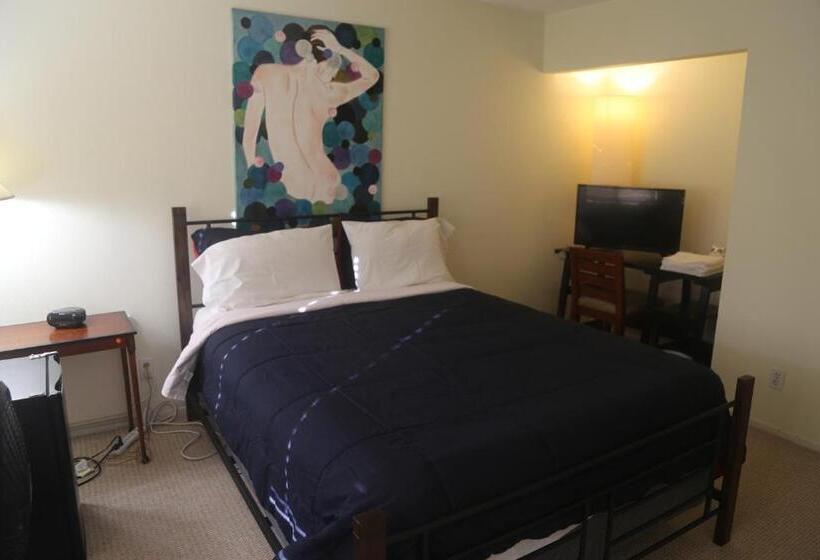 家庭套房, Bed And Breakfast In Hollywood Hills