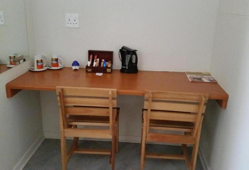 اتاق استاندارد, Bahnhof Hotel Aus